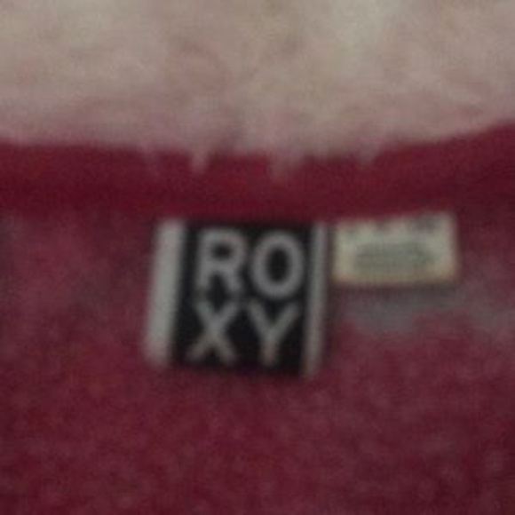 Roxy small red hoodie sweatshirt with fur in hood​ - Picture 3 of 4